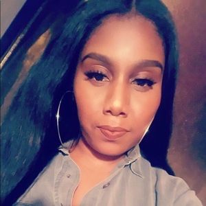 Meet your Posher, Tanika